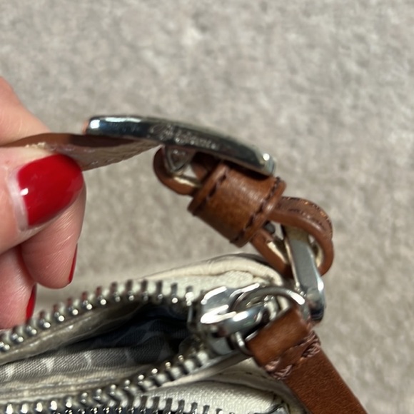 Brighton Crossbody bag—TONS OF STORAGE!! - Picture 11 of 12